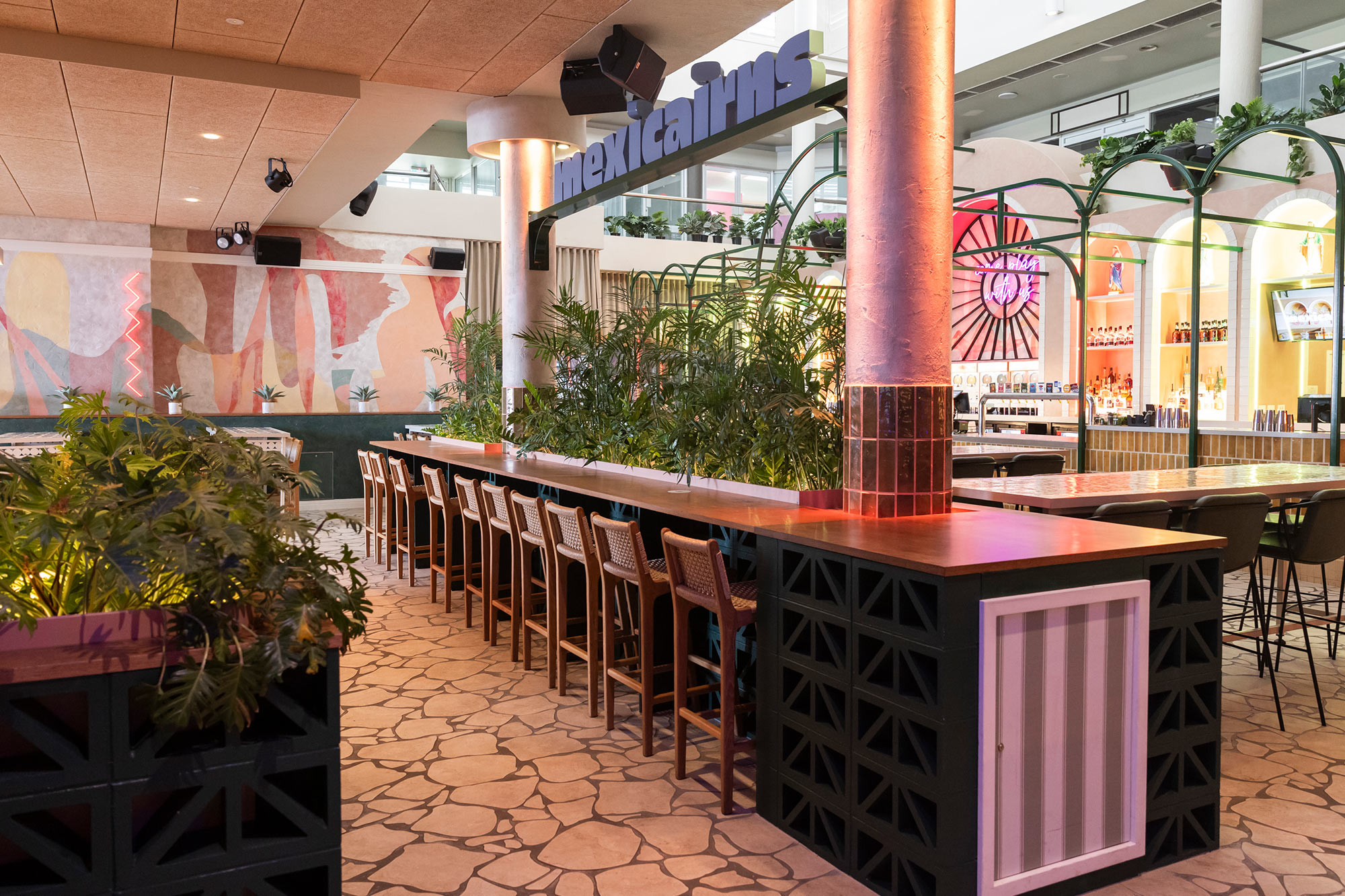 myriad-design-mexicairns-venu